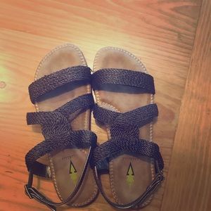 Volatile brand sandals, sz 8